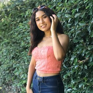 Cute color peach crop top